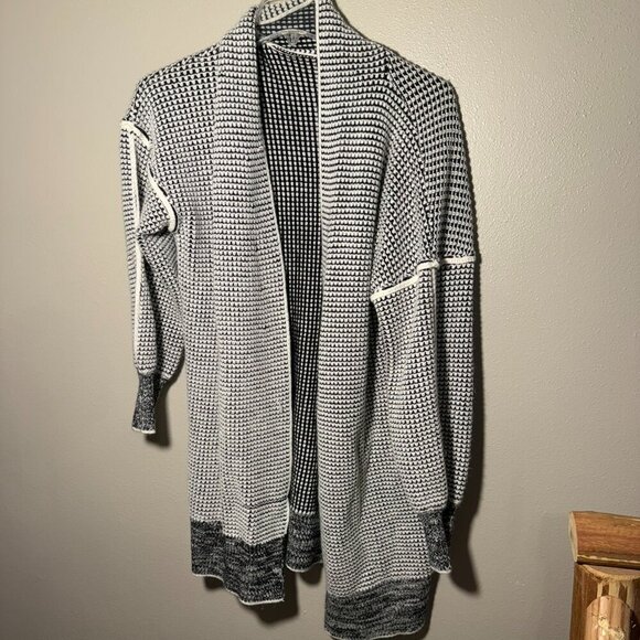 Waffle Style cardigan - black/white - Picture 1 of 7